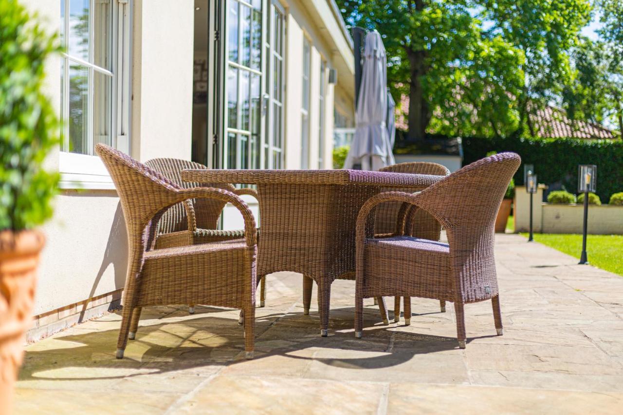 The Pheasant Hotel, Holt, Norfolk Kelling Екстер'єр фото