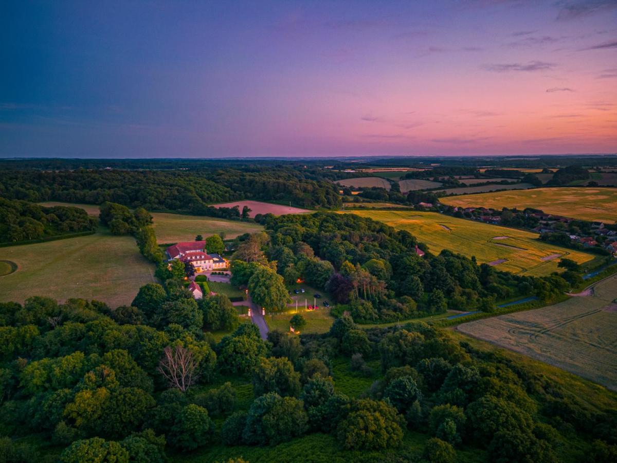 The Pheasant Hotel, Holt, Norfolk Kelling Екстер'єр фото